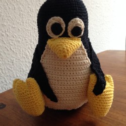 Den hæklede pingvin Tux